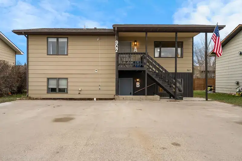 Whole house (both floors), Belgrade MT vacation rental – listing photo 19 of 20