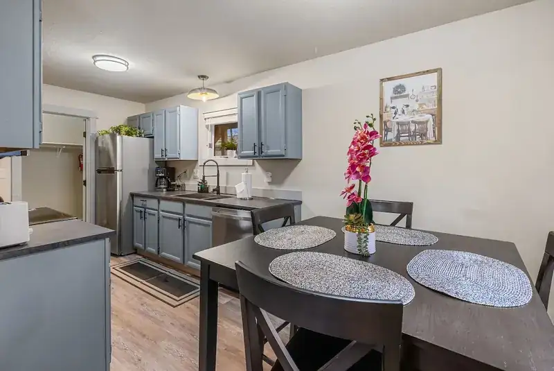 Modern Mountainview B, Belgrade MT vacation rental – listing photo 3 of 18