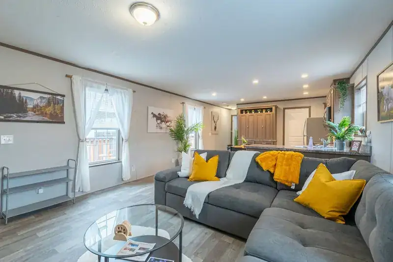 Sky 3BR Lodge, an Airbnb vacation rental in Belgrade, Montana