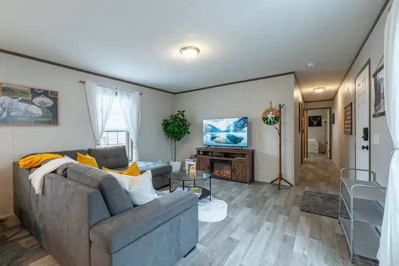 Sky 3BR Lodge, Belgrade MT vacation rental – listing photo 3 of 16