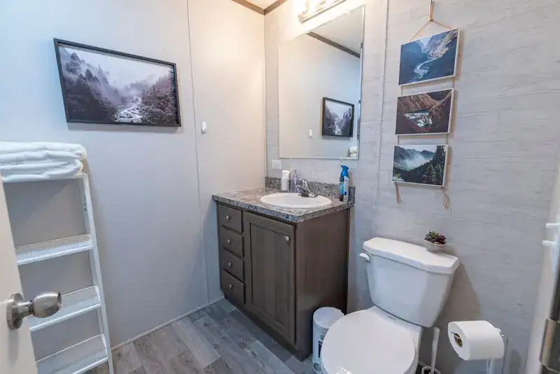 Sky 3BR Lodge, Belgrade MT vacation rental – listing photo 9 of 16